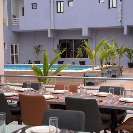 Dialali Hotel Нуакшот Екстериор снимка
